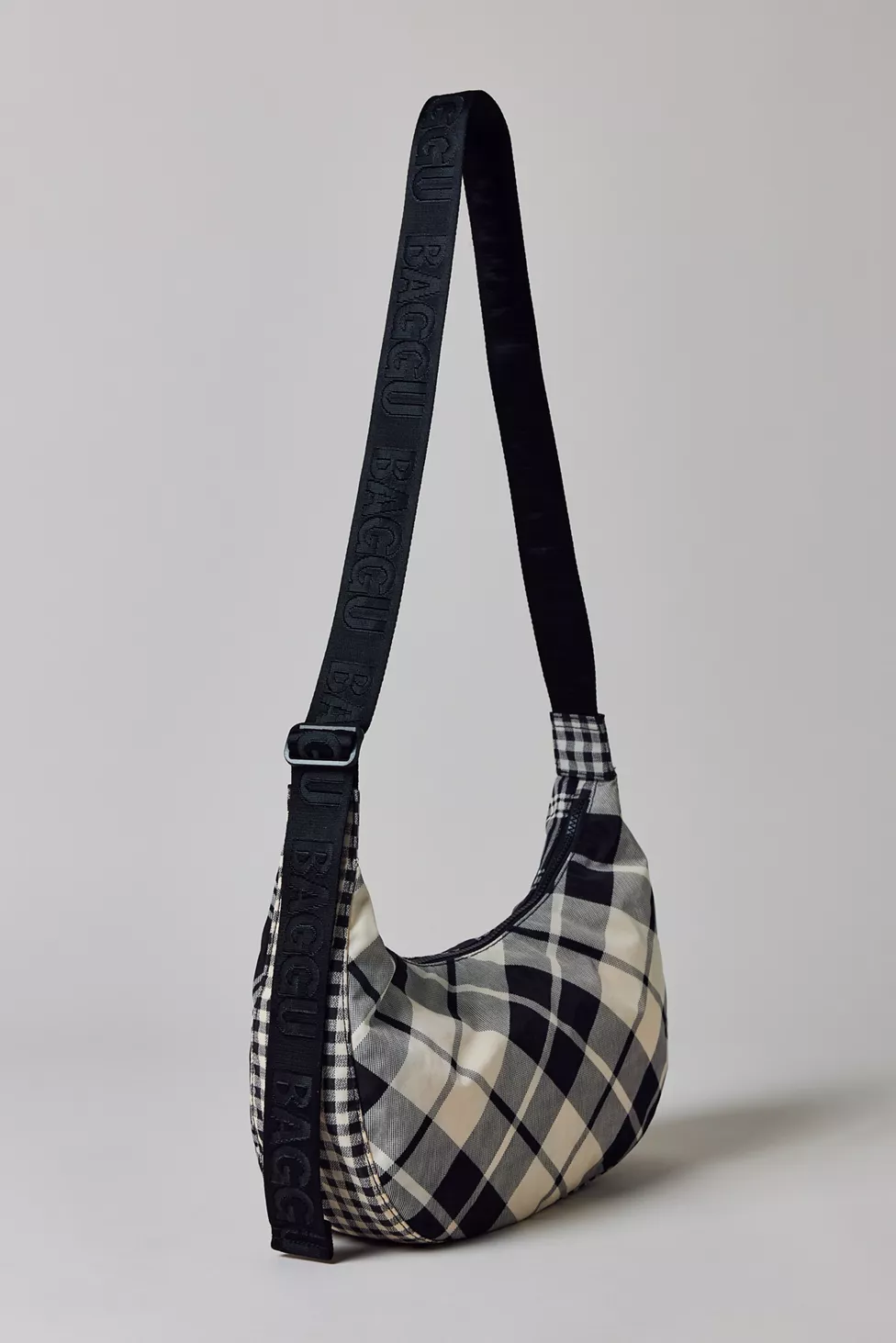 BAGGU Medium Nylon Crescent Bag - Image 2