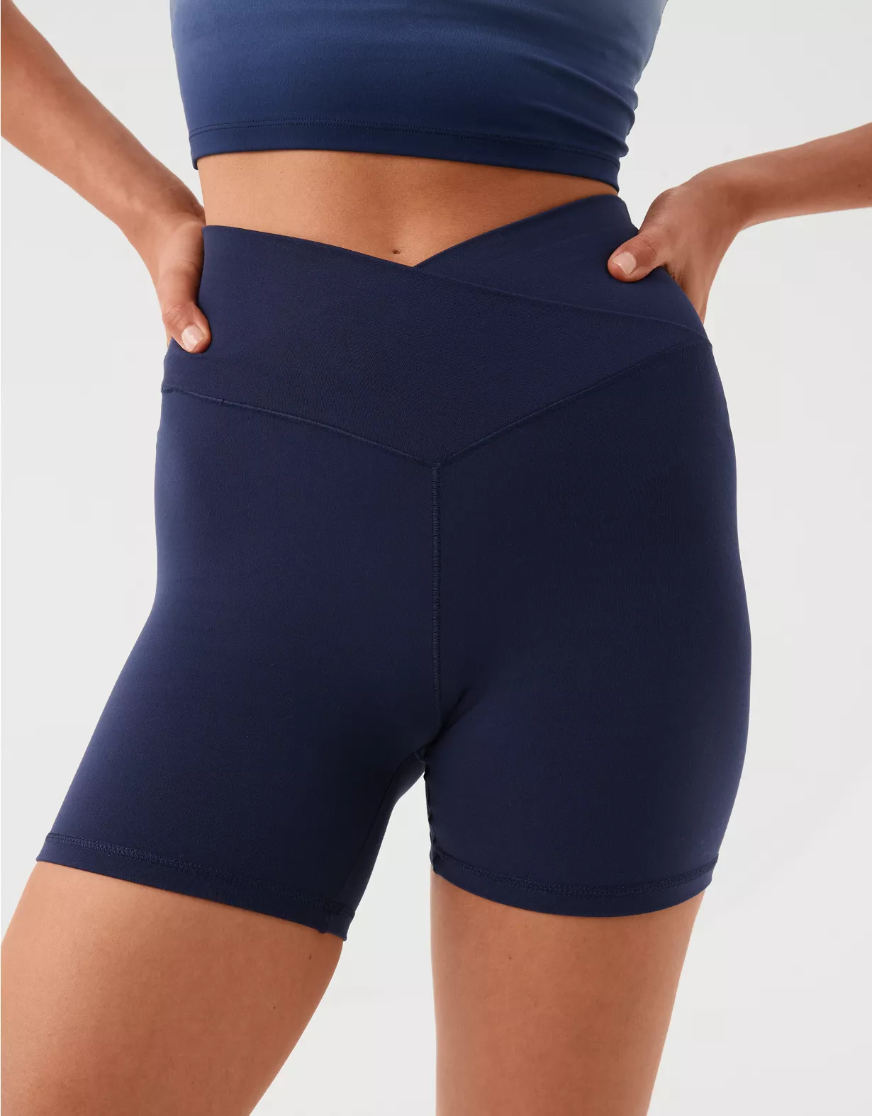Navy crossover waist 5-inch bike shorts